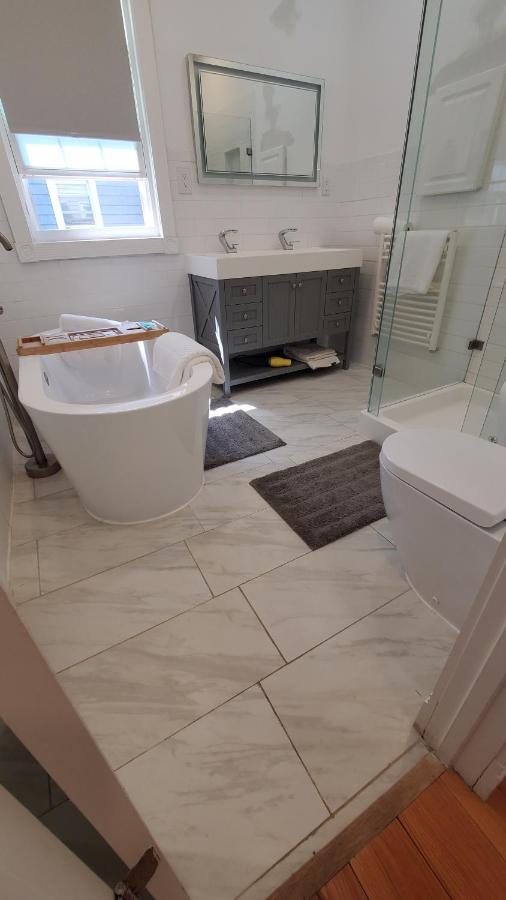 Gorgeous Victorian House!! Entire Suite In Sam'S Home New York Ngoại thất bức ảnh
