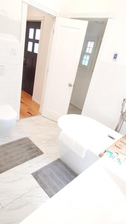 Gorgeous Victorian House!! Entire Suite In Sam'S Home New York Ngoại thất bức ảnh